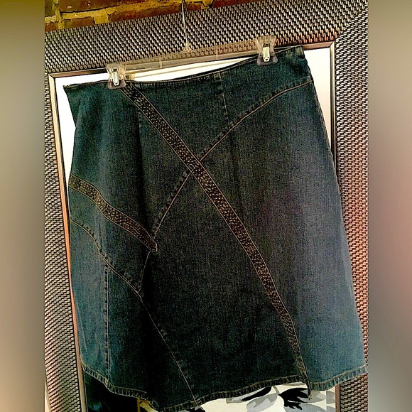Jean skirt - Picture 3 of 4